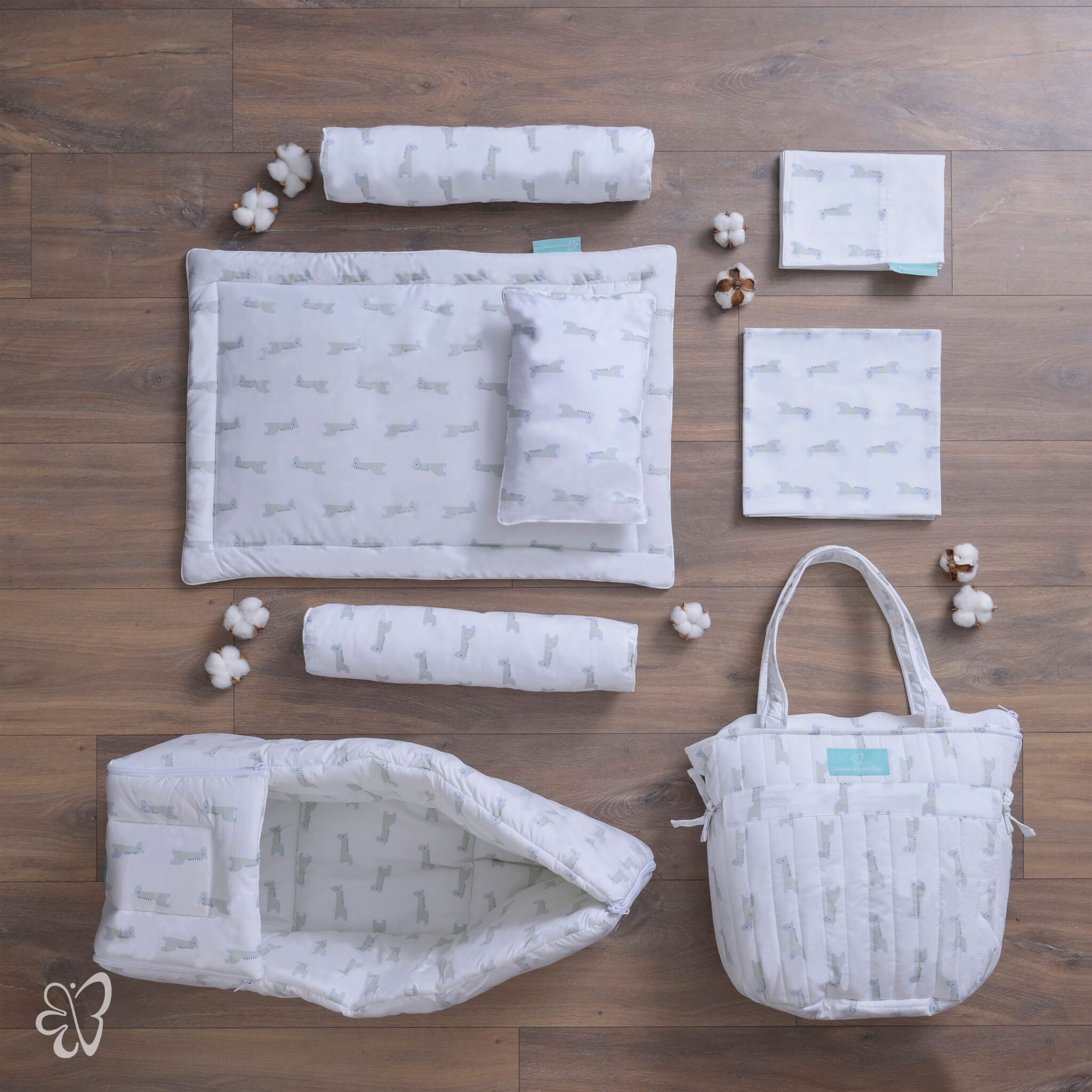 The Little Pack - Giraffe - Blooms and Butterflies